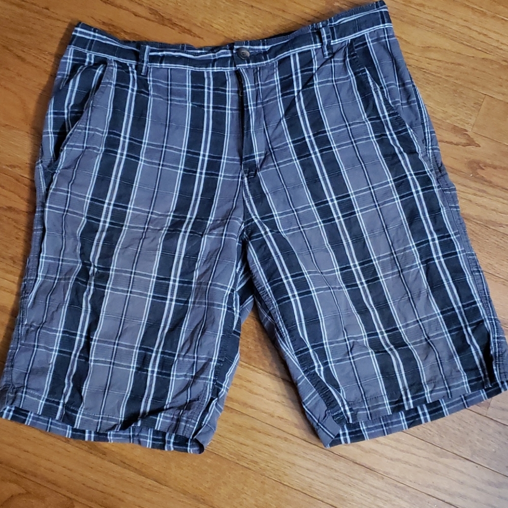 Faded Glory,, grey and white stripes shorts